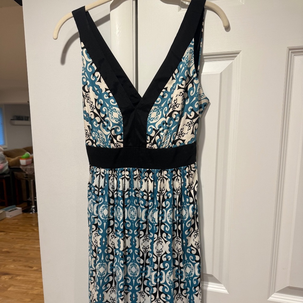 Womens patterned dress